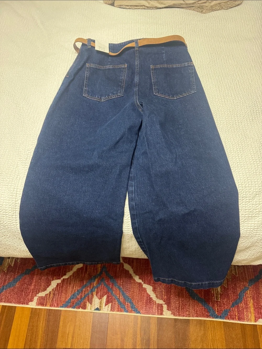 ZARA Dark Blue Wide-Leg Denim Jeans with Tan Belt